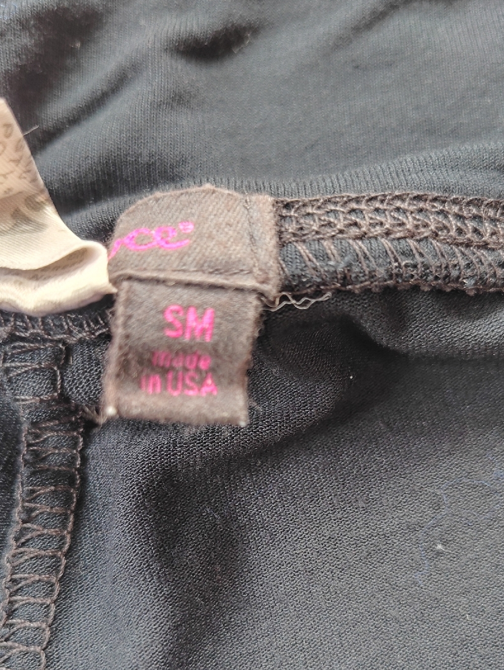 Fresh Produce Black Lightweight Athleisure City Skort Size Small - Picture 6 of 11